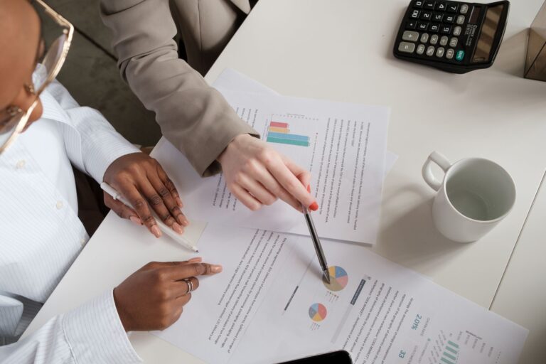 Imagen relacionada con Diferencias entre LOPD, LOPDGDD y RGPD: guia clara para empresas