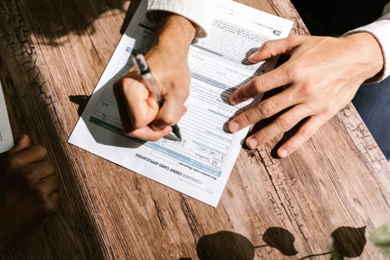 Proteccion de datos para inmobiliarias: que datos puedes tratar y como